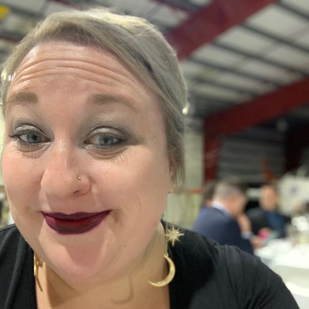 Meet your Posher, Lindsey